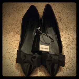 Forever 21 Black Bow Flats Size 8